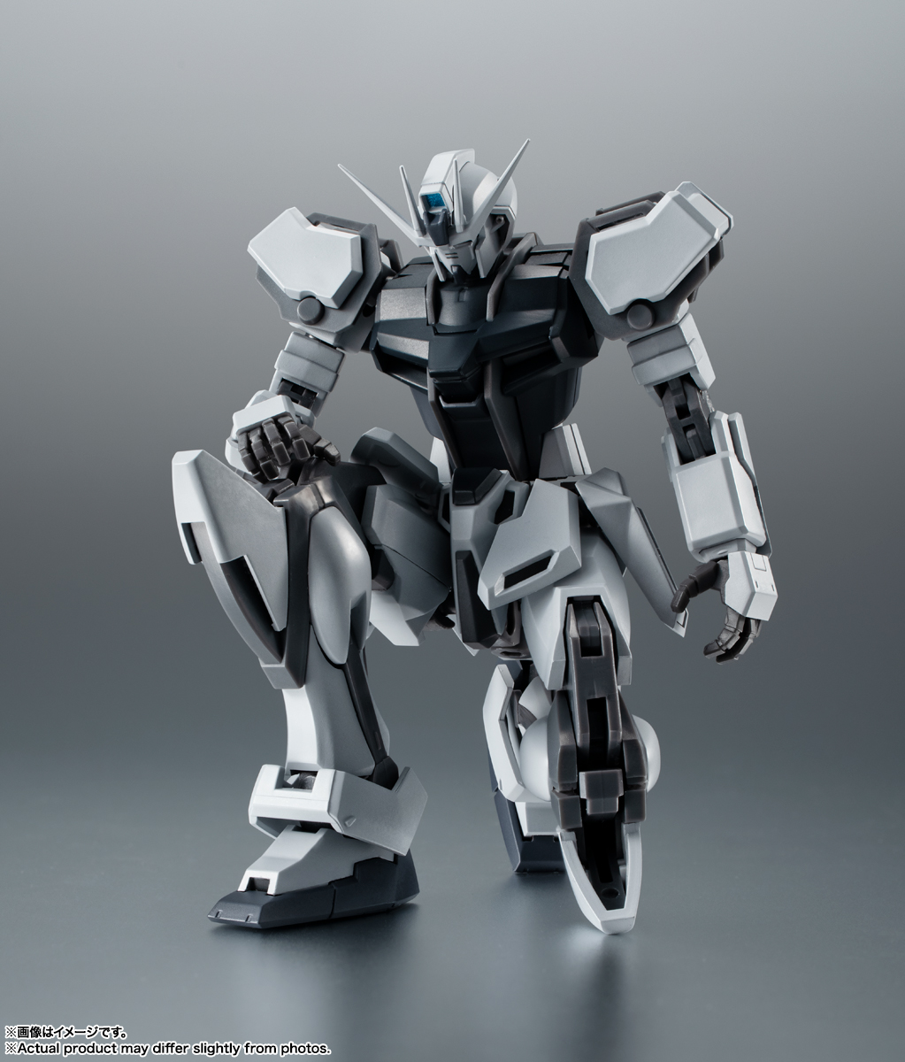 ロボット LBUILD GAT-X105 STRIKE GUNDAM Amazon.com: Bandai Metal Build GAT-X105 Strike Gundam