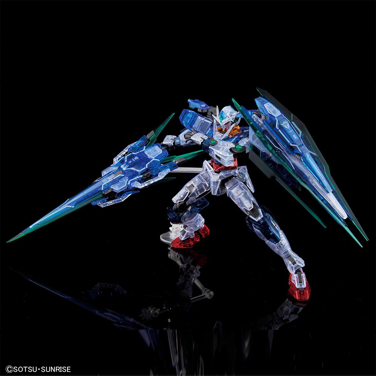RG 1/144 Gundam Base Limited 00 Qan[T] Full Saber [Clear