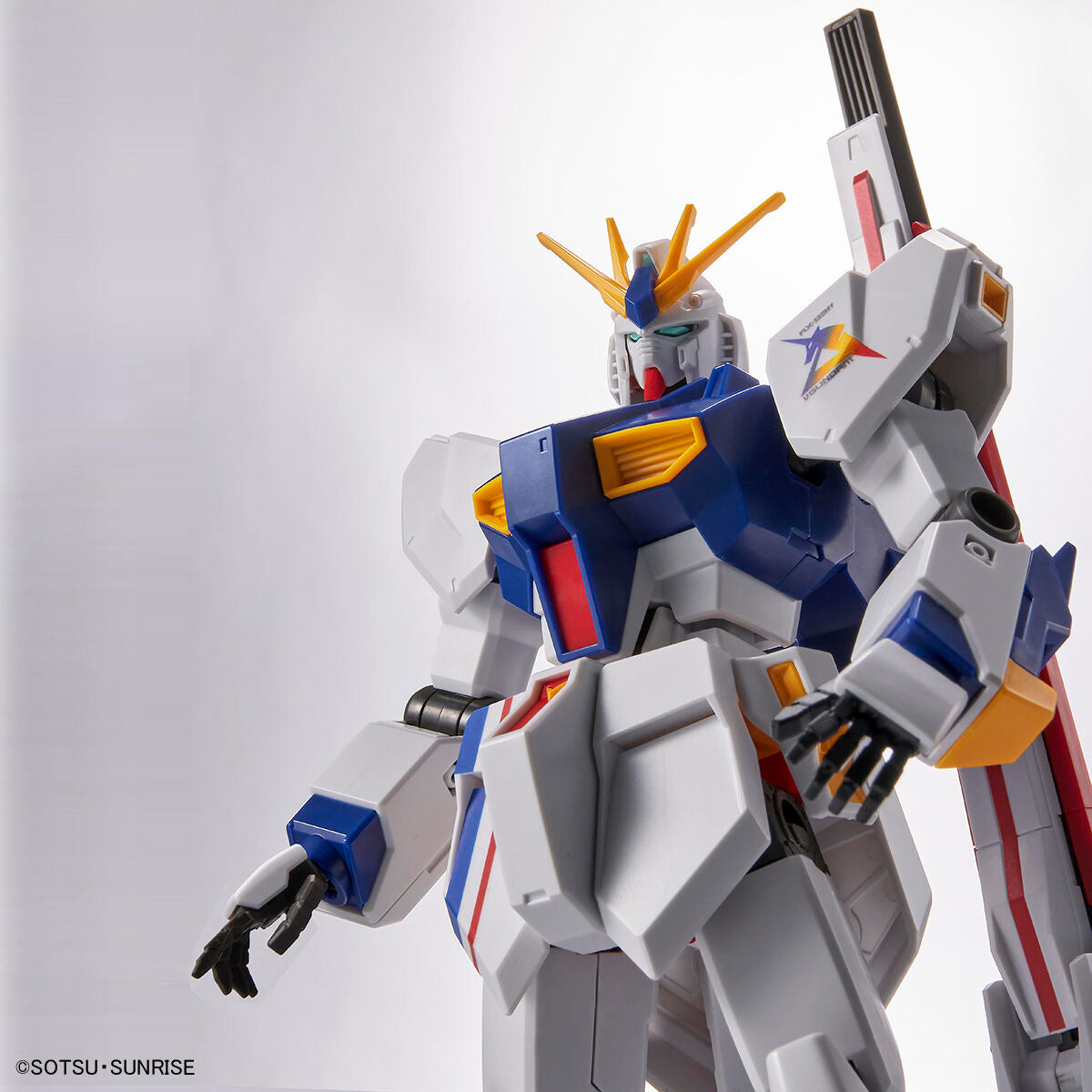 Entry Grade 1/144 Nu Gundam