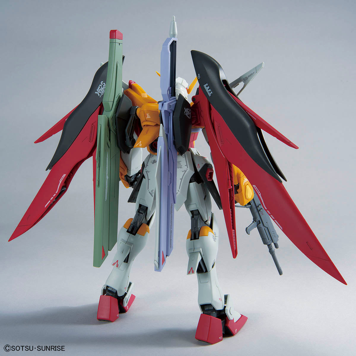 Gundam Base Limited MG 1/100 Destiny Gundam [Heine Westenfluss Custom]