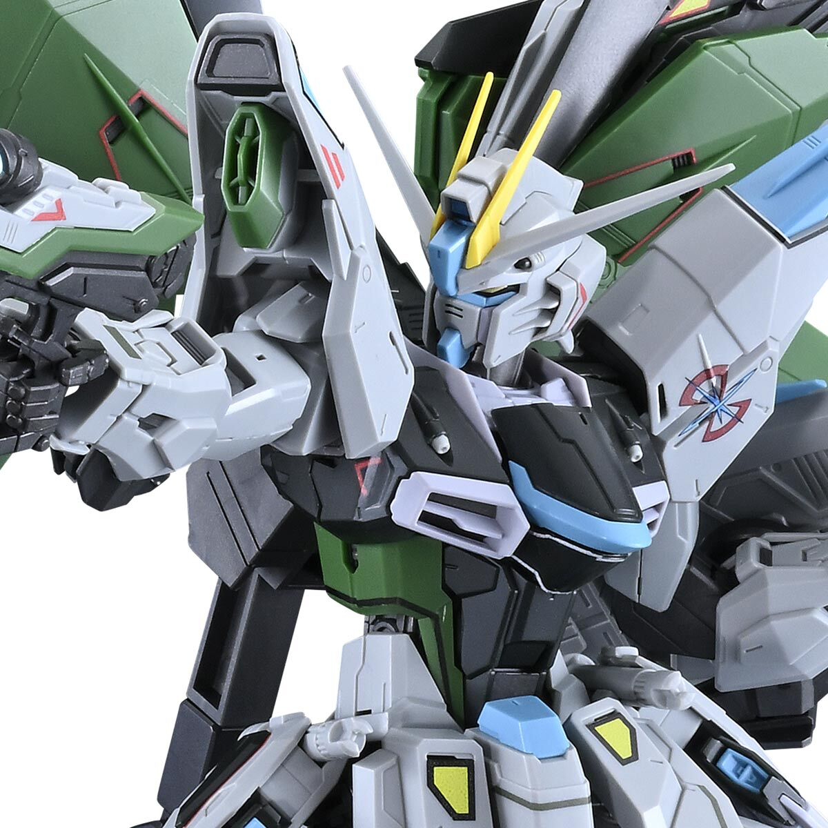 MG 1/100 Freedom Gundam Ver. 2.0 [Real Type Color] (February & March Ship Date)