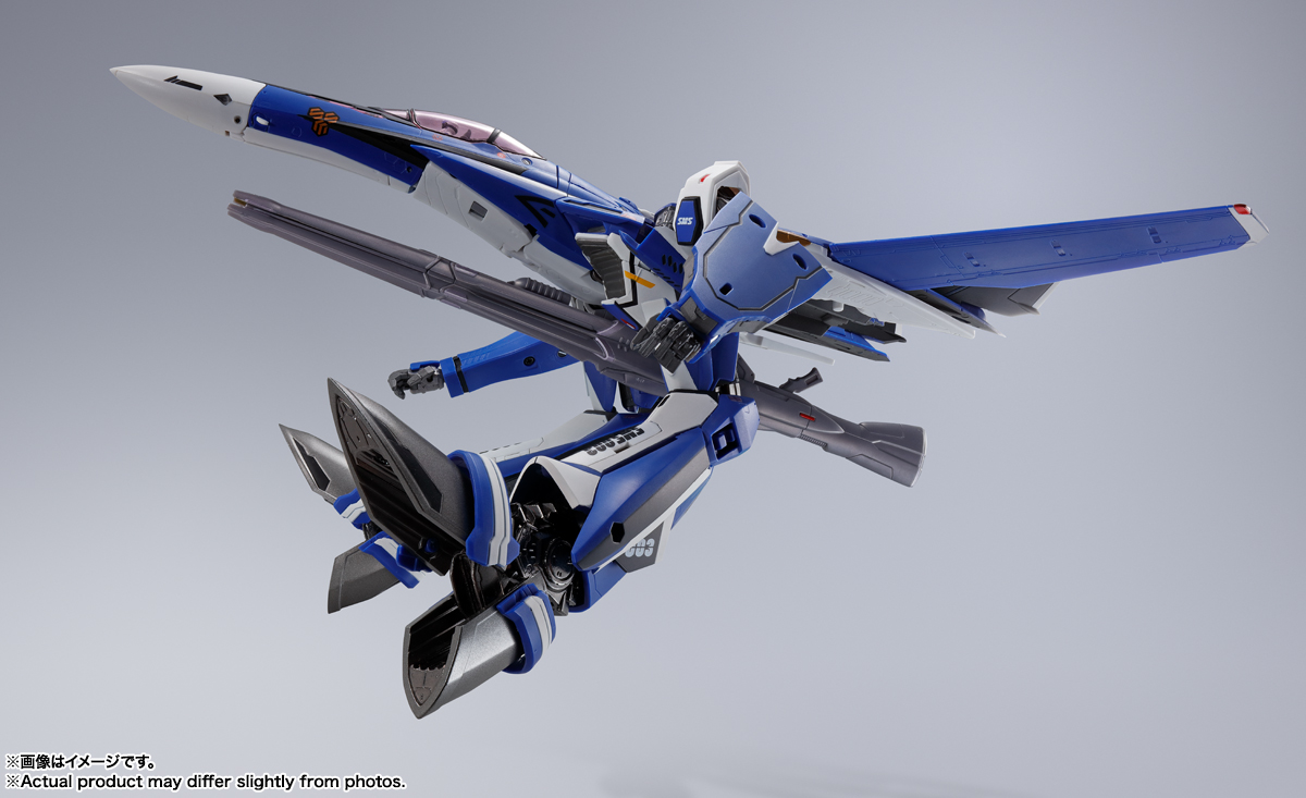 DX CHOGOKIN VF-25F SUPER MESSIAH VALKYRIE (MICHAEL BLANC USE) REVIVAL Ver. (October & November Ship Date)