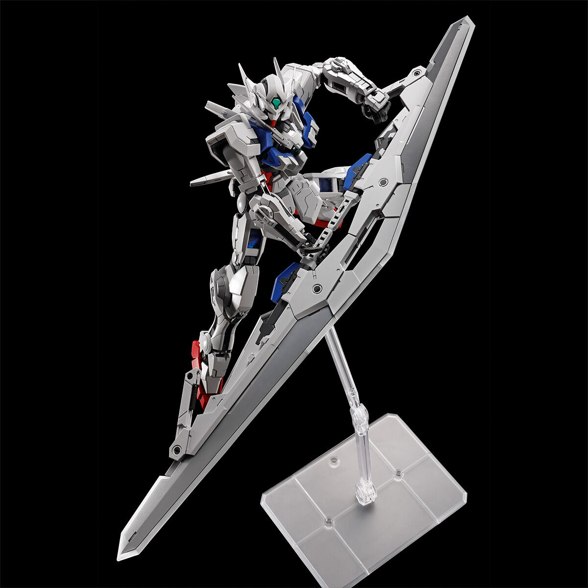 MG 1/100 GUNDAM ASTRAEA + PROTO GN TWIN BROAD BLADE (March & April Ship Date)