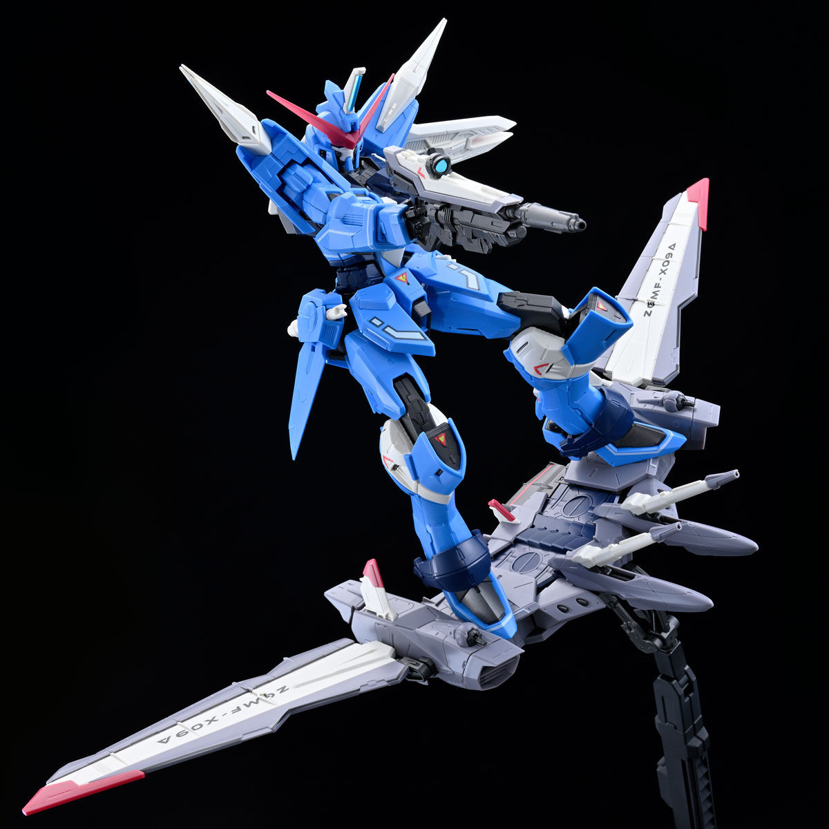 MG 1/100 Justice Gundam [Real Type Color] (February & March Ship Date)