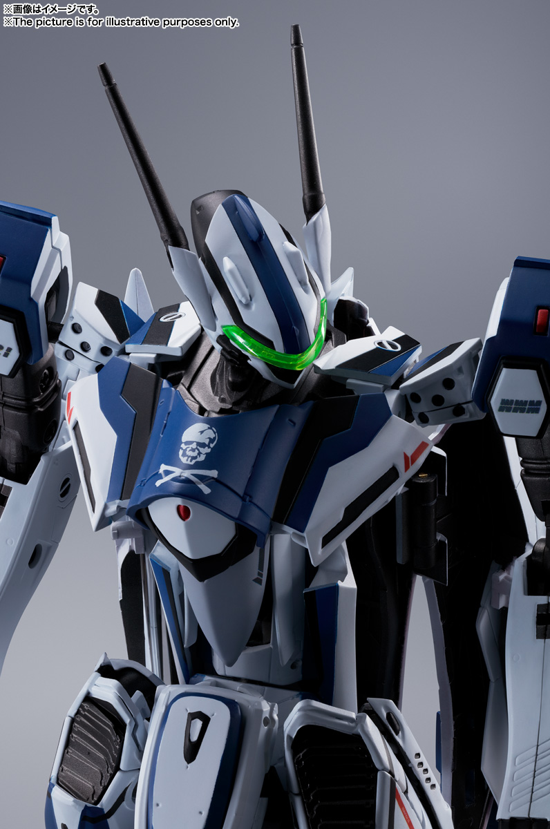 DX CHOGOKIN VF-25 MESSIAH VALKYRIE WORLDWIDE Anniv. (October & November Ship Date)