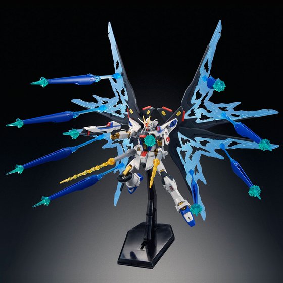 HGCE 1/144 Strike Freedom Gundam Plus Wing of Light DX Edition