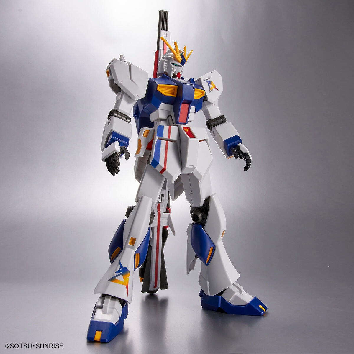 Entry Grade 1/144 RX-93ff Nu Gundam (December & January Ship Date)