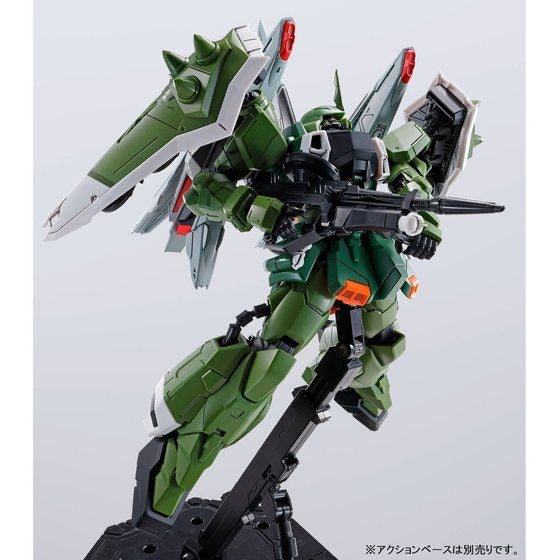 MG 1/100 Blaze Zaku Phantom / Blaze Zaku Warrior (July & August Ship Date)