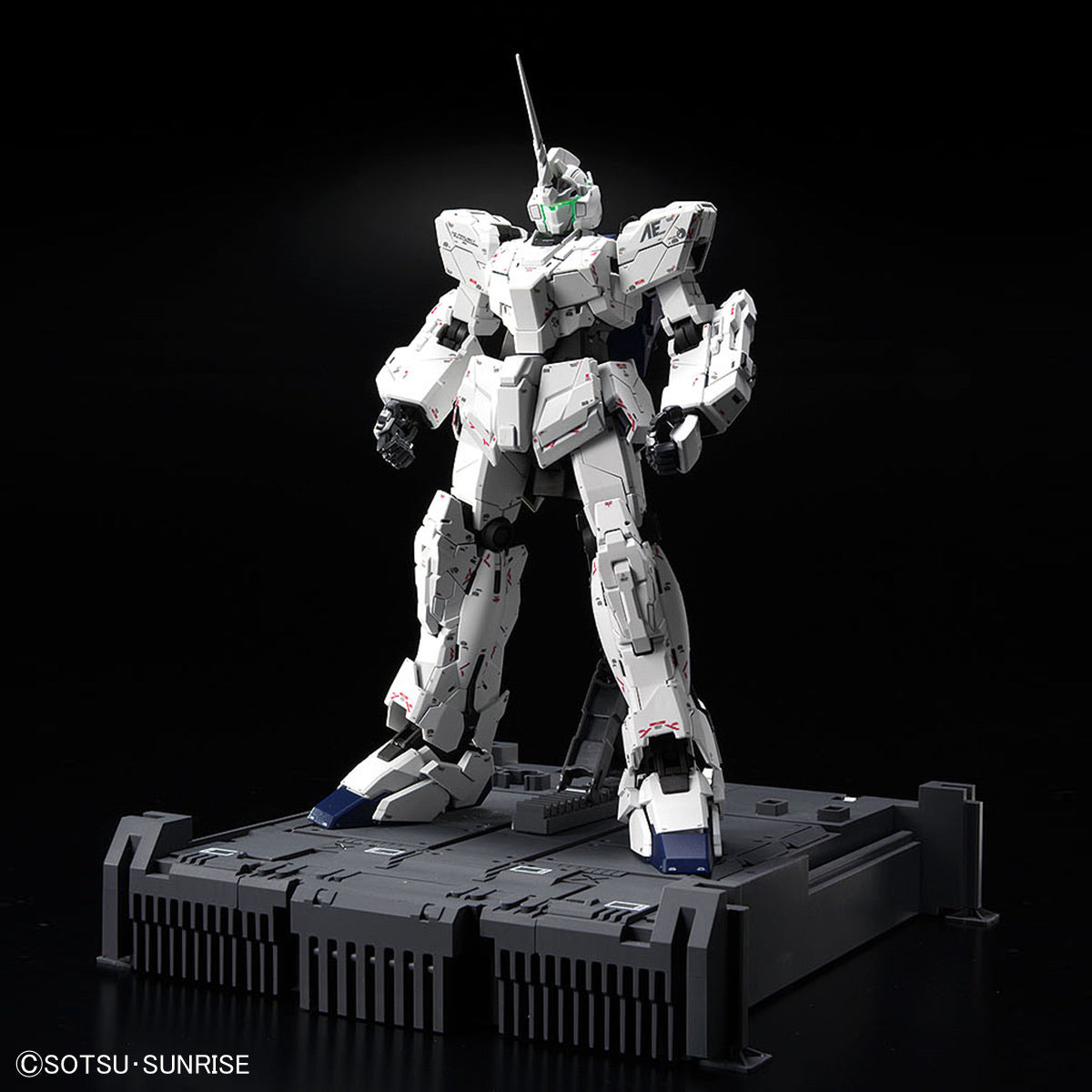 Gundam Base Limited MG-EX 1/100 RX-0 Unicorn Gundam Ver. TWC