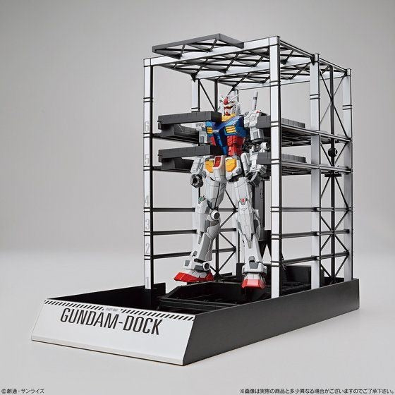 1/144 RX-78F00 Gundam & Gundam Dock