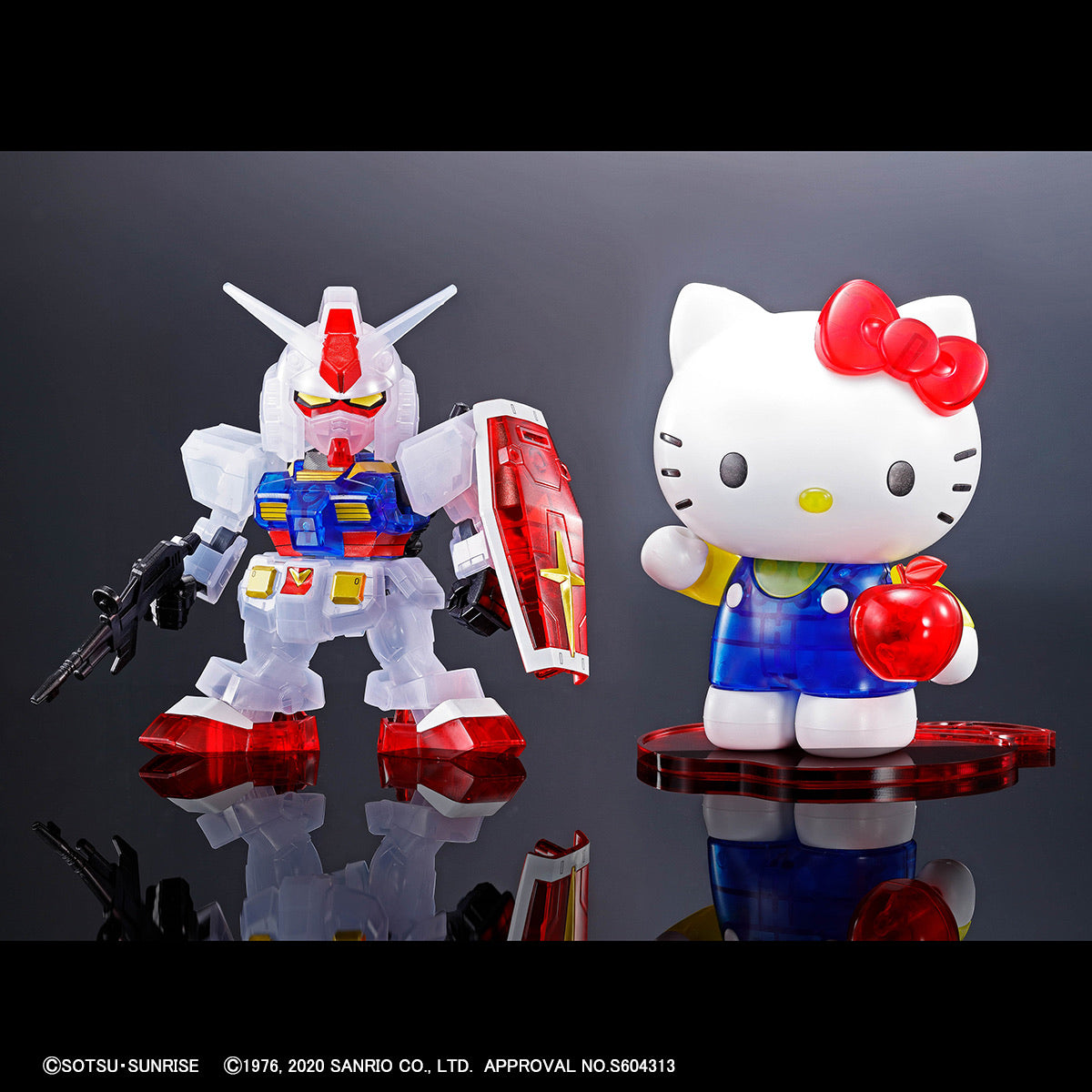 SD EX-Standard Hello Kitty x RX-78-2 Gundam (Clear Color)